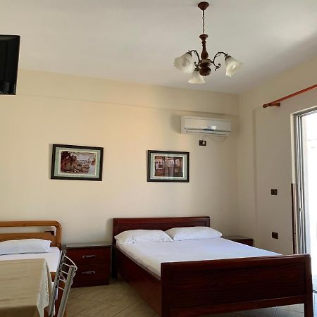 The First Hotel Saranda Kültér fotó