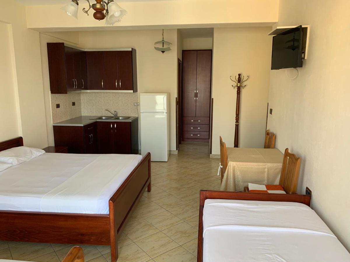 The First Hotel Saranda Kültér fotó