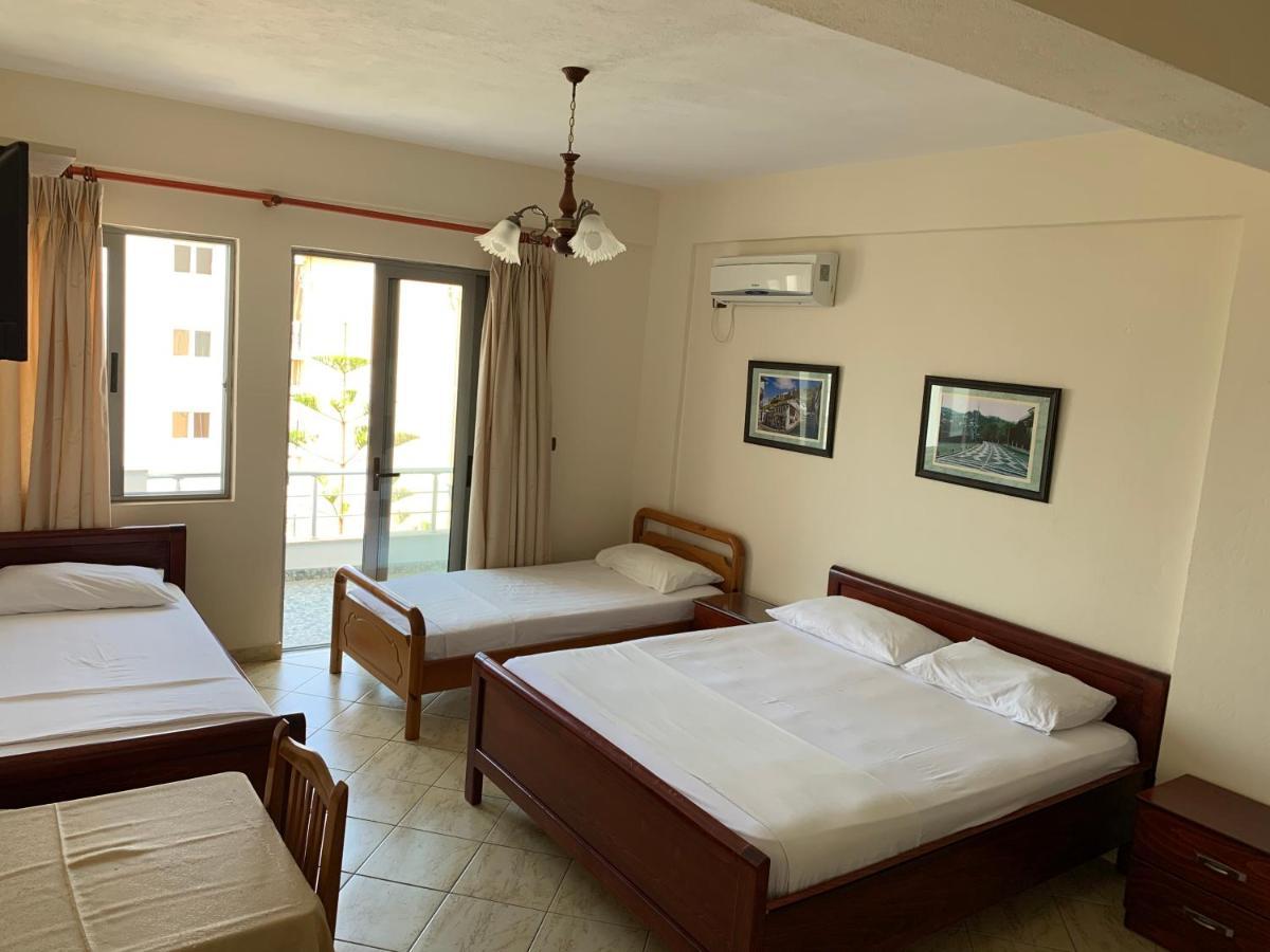 The First Hotel Saranda Kültér fotó