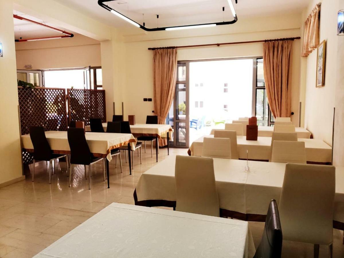 The First Hotel Saranda Kültér fotó