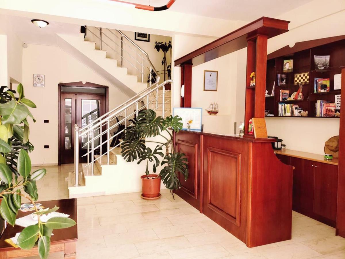 The First Hotel Saranda Kültér fotó