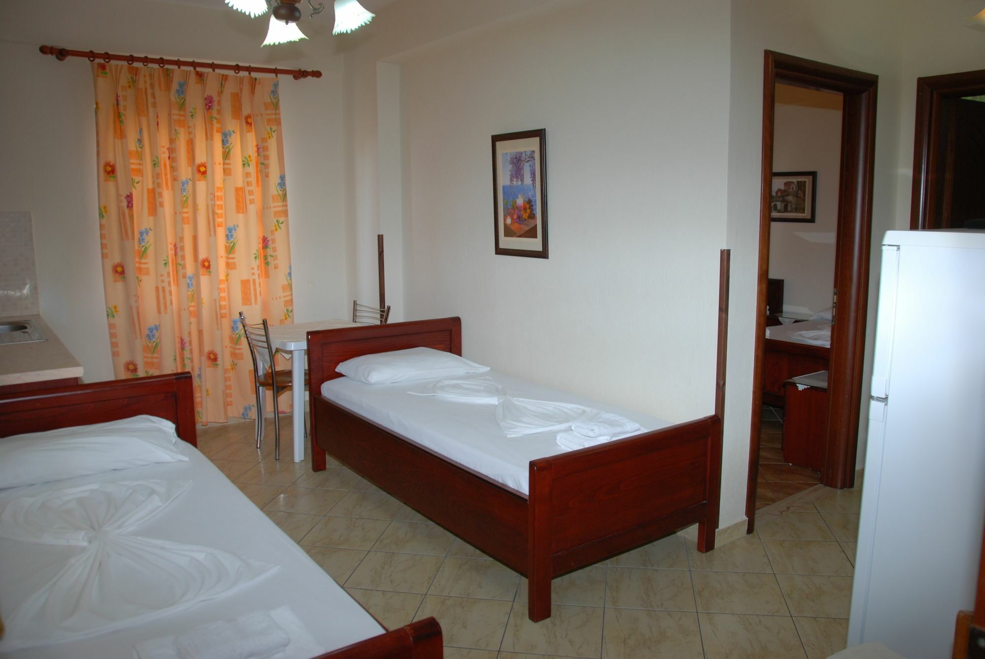 The First Hotel Saranda Kültér fotó